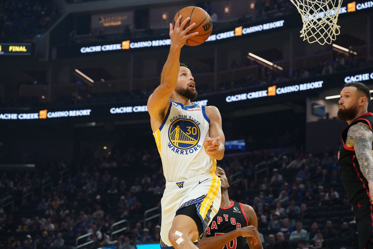 The Warriors are down big, 70-50 at the half without Jimmy Butler. Tune in to "Dubs OT" with <a href="/JDJohnDickinson/">John Dickinson</a> live from Harmonic Brewery in Thrive City.

Join the conversation:
📞 415-808-5627
🎧 thesportsleader.com/listenlive/
📺 twitch.tv/thesportsleader
💻 youtube.com/watch?v=WQf1QZ…

📸: