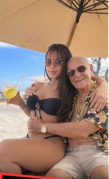 Bharatramsena's tweet image. The elderly man you see having fun in the photo
is actually a 90-year-old taxi driver from Malaga, Spain.

He went viral on social media in 2026.

What he did was simple.
He rented a yacht,
wore a fake gold chain,
and started claiming he was a billionaire.

Seeing all this, a…