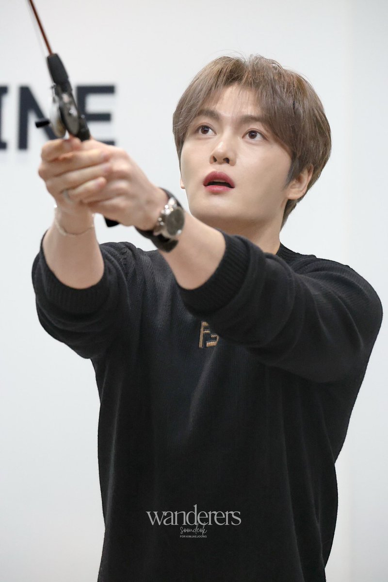 260120 pott 대면팬사인회 ✍🏻

피싱재중🎣 
고양이 장난감 고양이가 쓰는중 🐱

<a href="/bornfreeonekiss/">kimjaejoong</a>
#김재중 #재중 #JAEJOONG  #KIMJAEJOONG #金在中 #ジェジュン