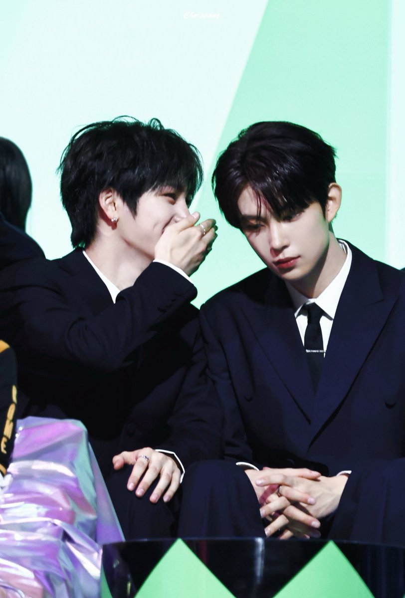 安新.. tweet media