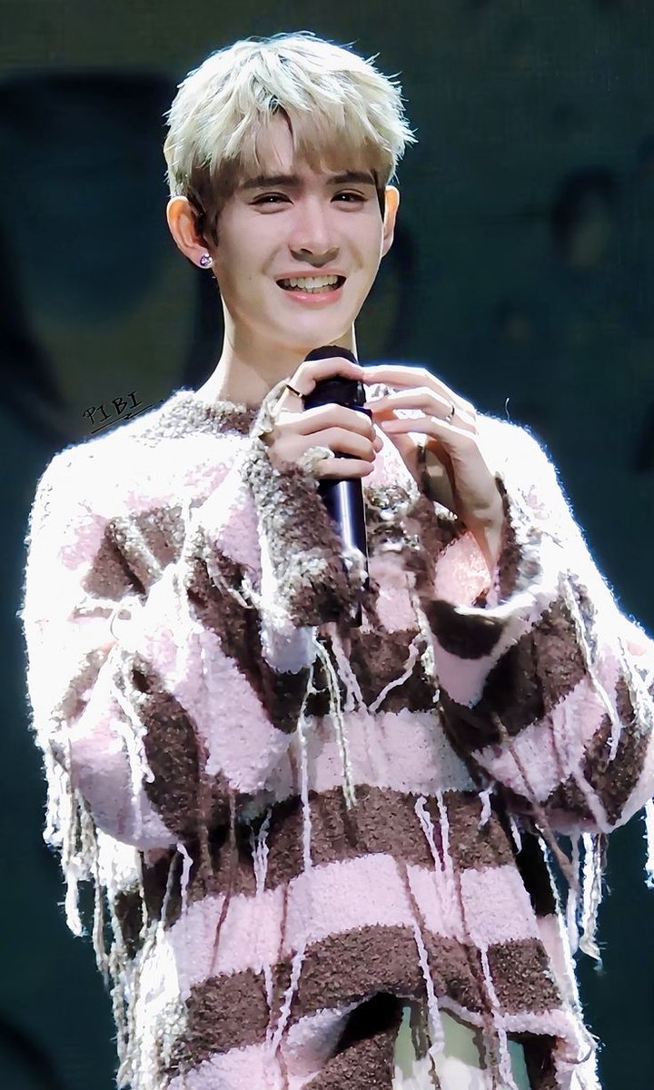 .....😁😁😁.....

BEAUTIFUL SMILE JS 
#JSsmile