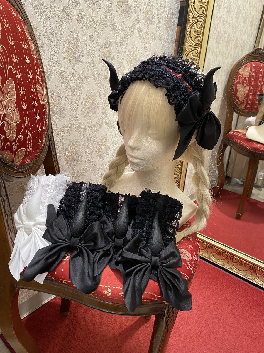 🖤新宿店入荷情報🖤 【Estrellas】 デビルホーンヘッドドレス 白×白/白