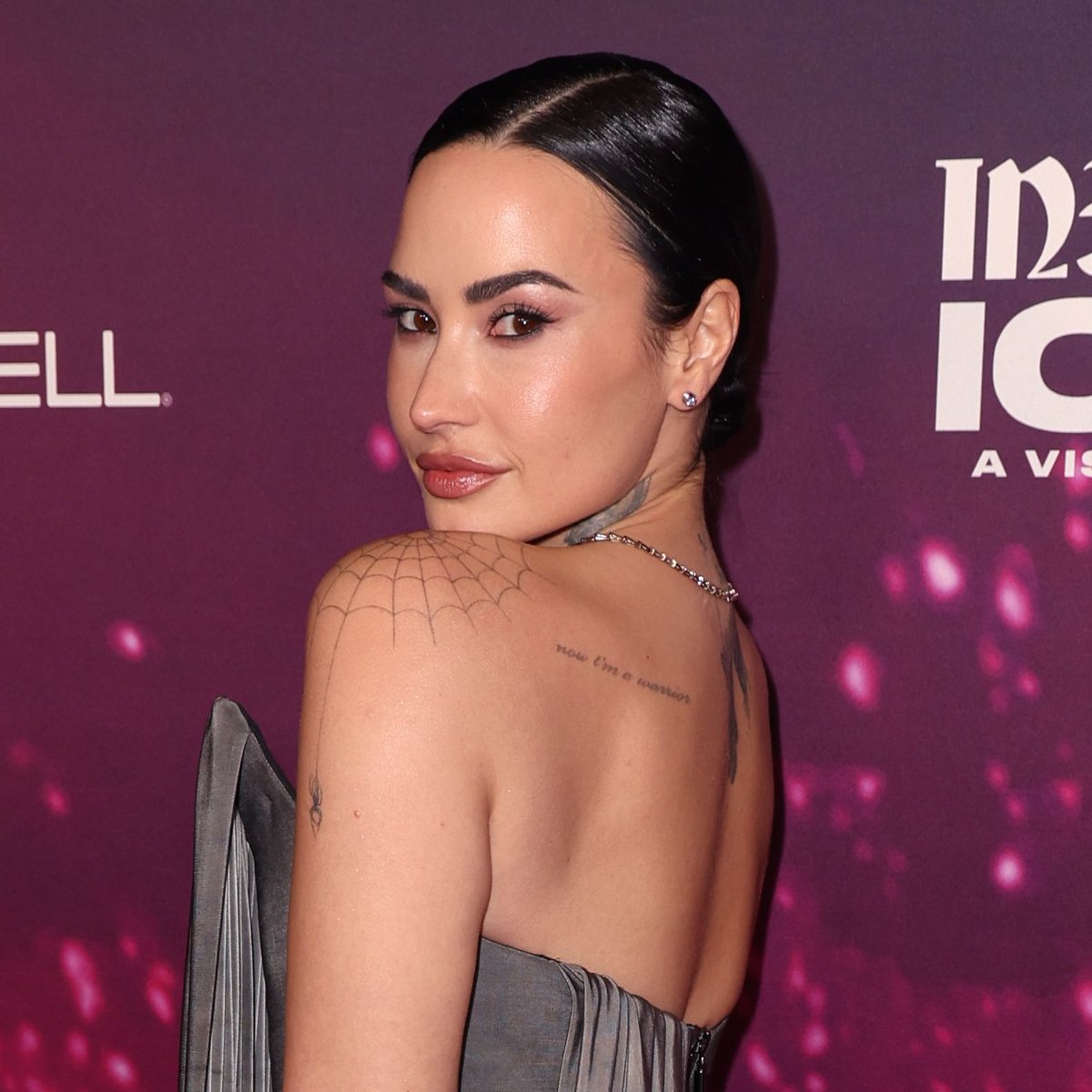 demilovatobr's tweet image. Face card never declined. 💋