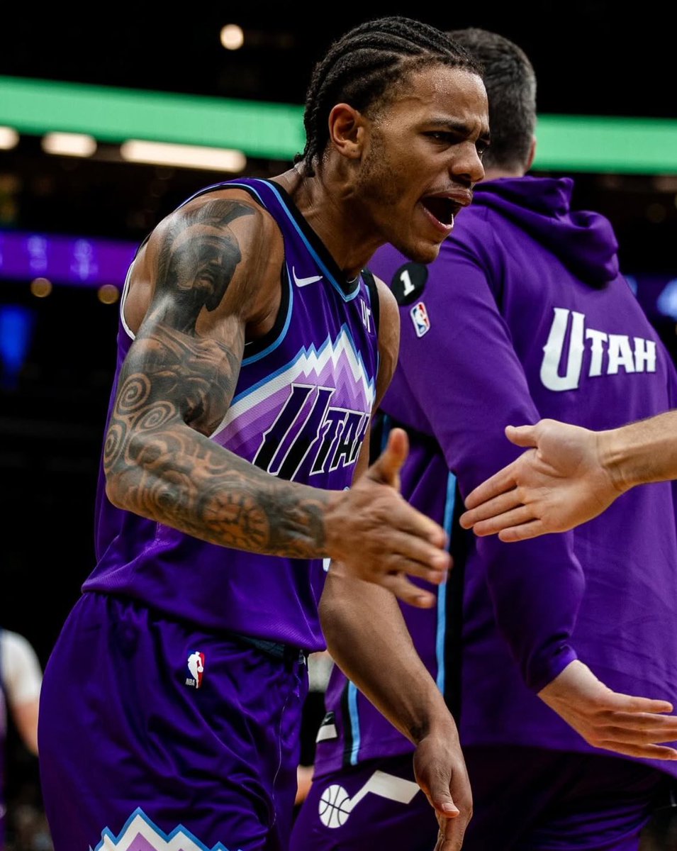 TheHoopCentral's tweet image. KEYONTE GEORGE TONIGHT:

43 POINTS
3 ASSISTS 
2 STEALS
15/28 FGM
6/13 3PM
39 MINUTES