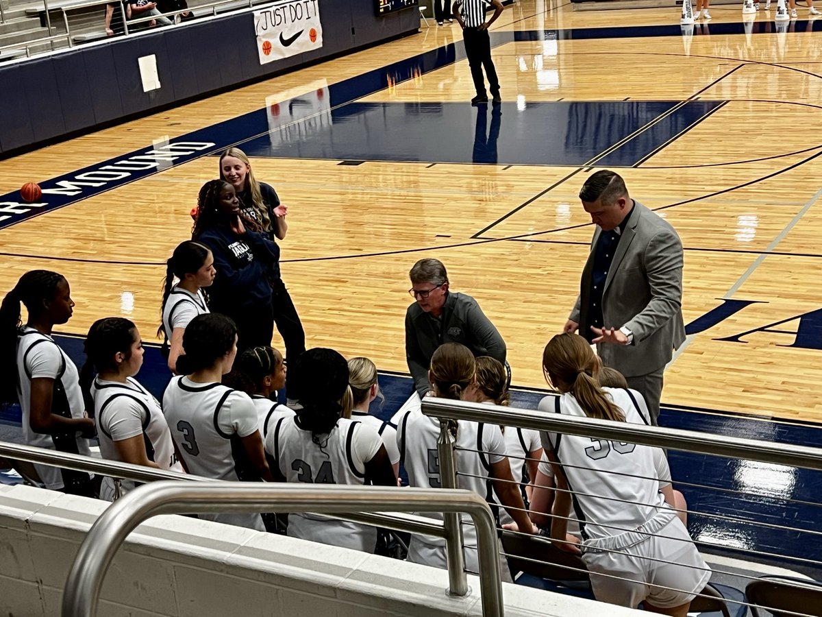 Alexis Burris tweet media