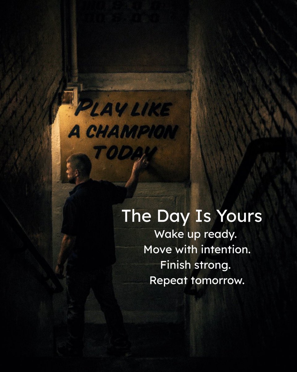 KnucklesNetwork's tweet image. Win the day. Enjoy the journey. Show up anyway. 👊
Discipline &amp;gt; motivation.
Comment “LOCKED IN” if you’re chasing goals daily.
#KnucklesNetwork #StayLockedIn #DisciplineOverMotivation #ChaseGoalsDaily #LevelUpMindset