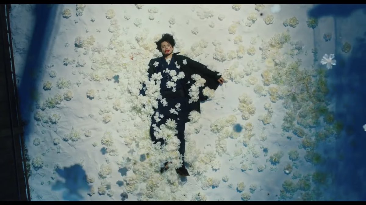 Osam-Eu Dazai is writing Peach Flower Boy☁️🏛️📑🧋 tweet media