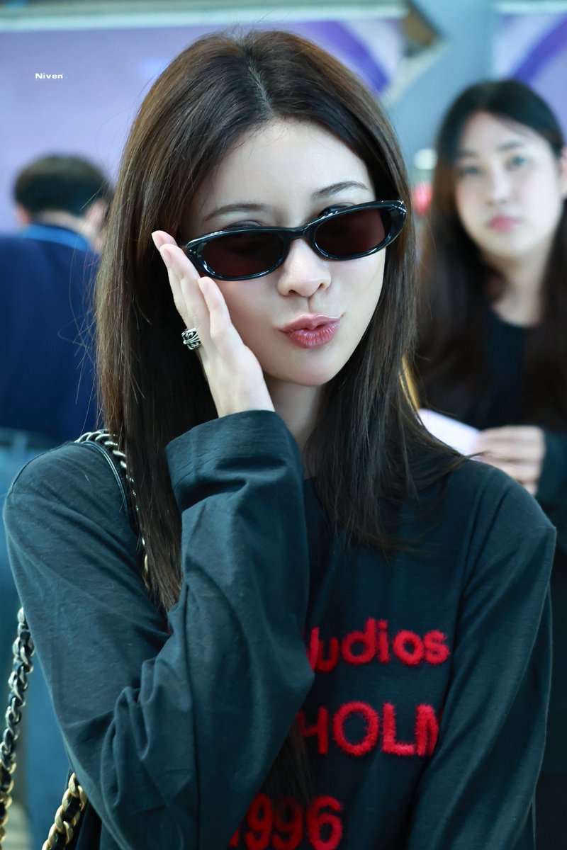 Jennie out! Safe flight with the team, Kao!! 
#supassra_sp