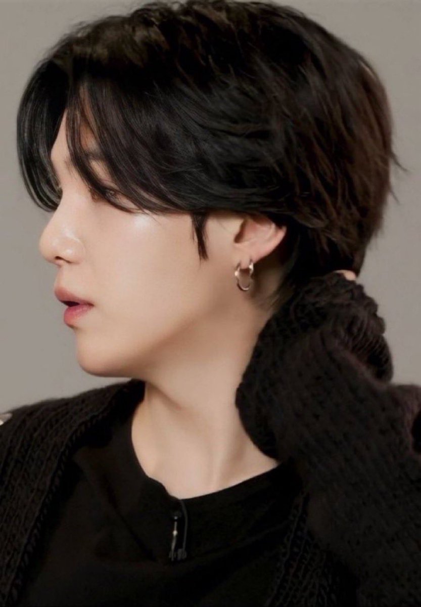 뤰...👙🏊‍♂️ tweet media