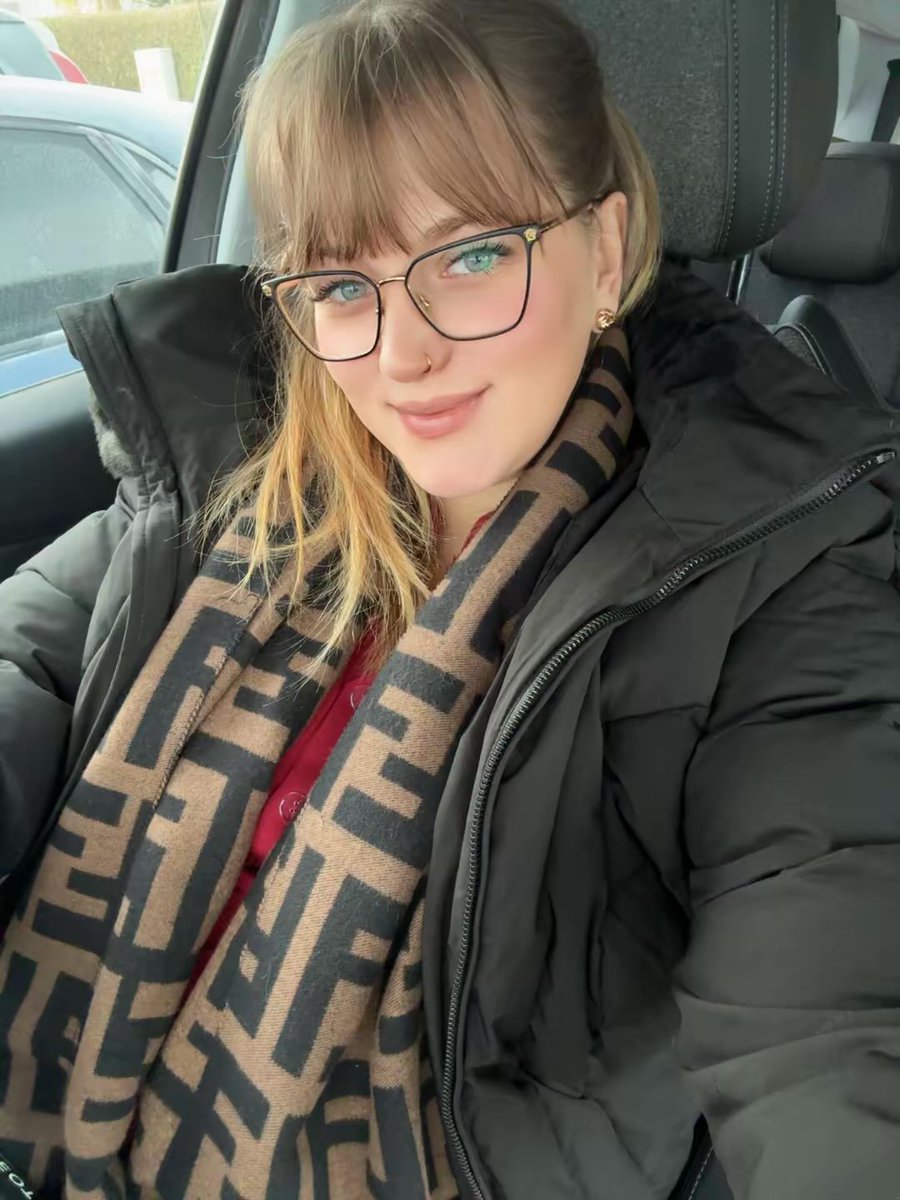 Goddess Lolaa👸🏻02.09. 🎂🎁💸 tweet media