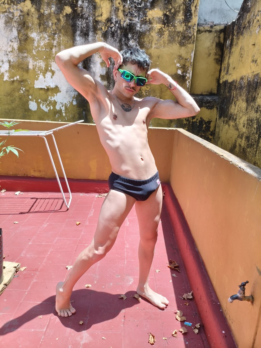 Osiris Hot tweet media