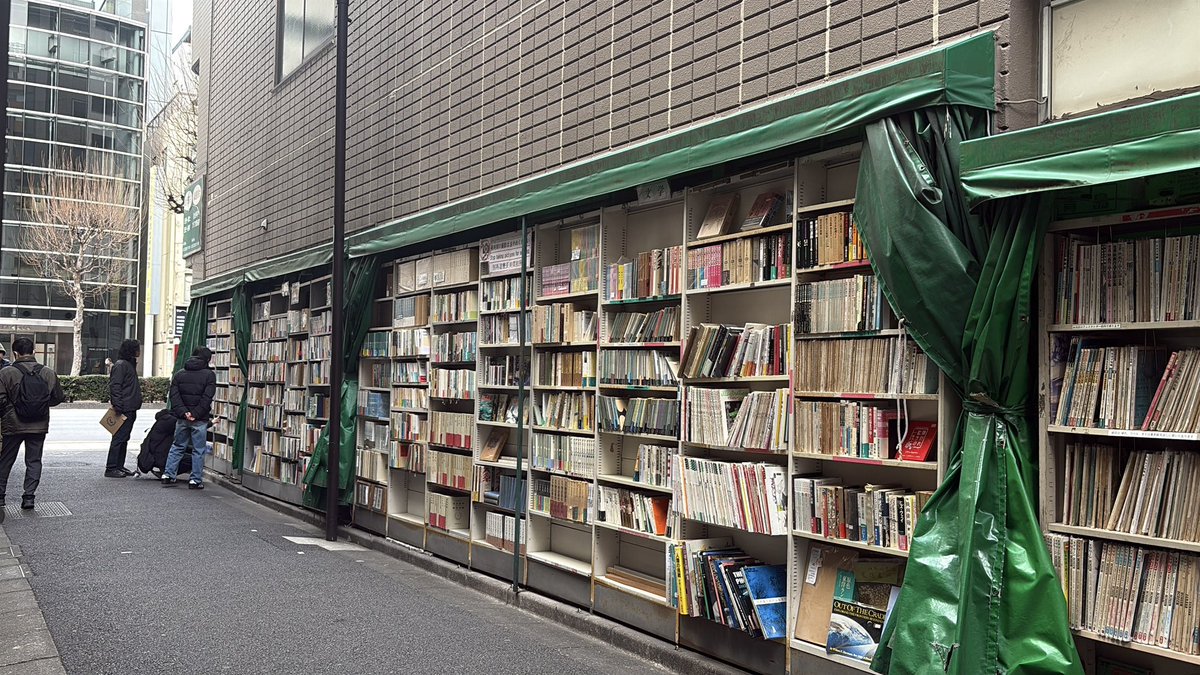 bee ⚘.✿˖° tweet media