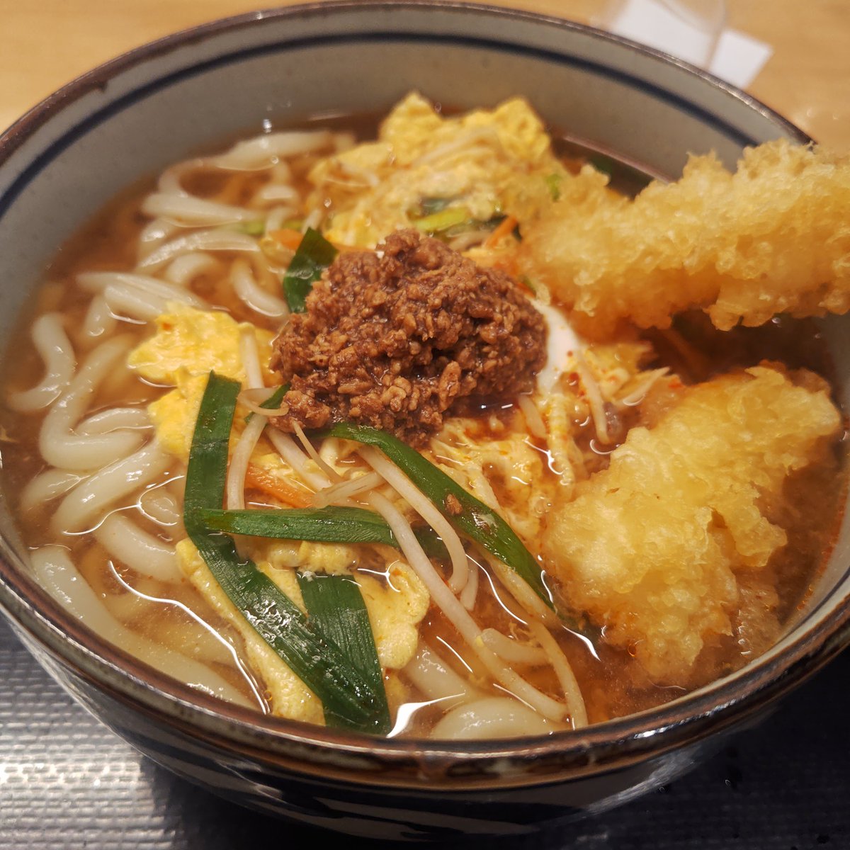 福岡に帰ってきたら、やっぱりウドンですよ