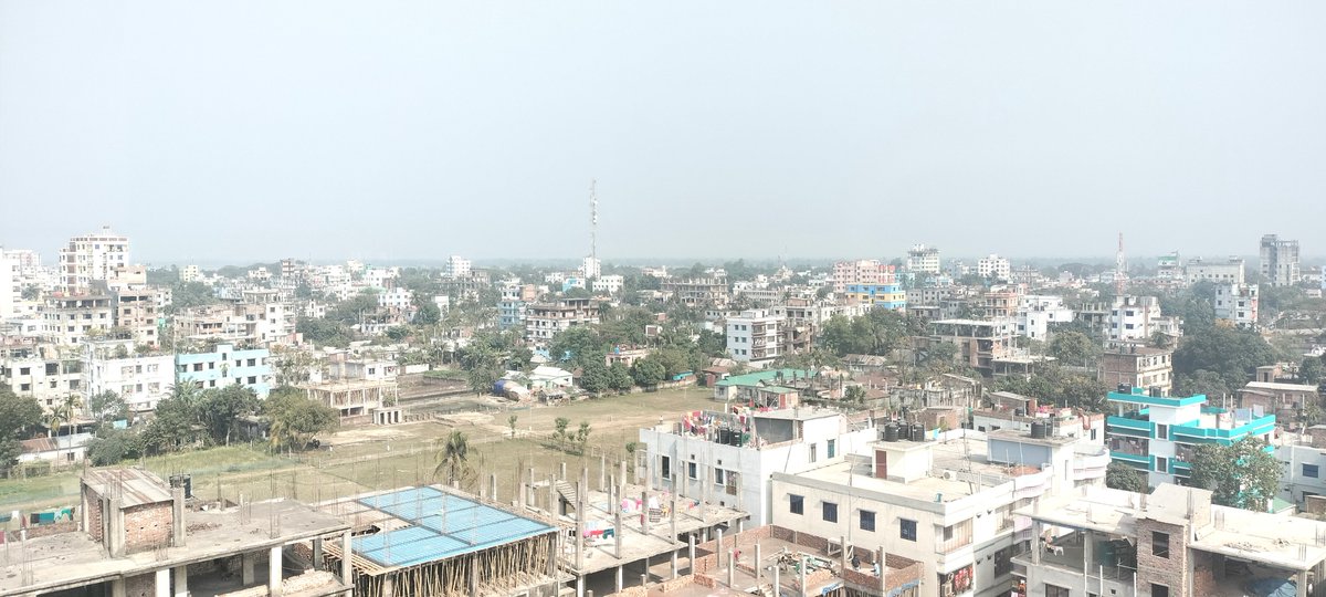 BidhanCP's tweet photo. In reality, are Bangladesh’s district towns developing, evolving, and expanding in a planned or unplanned manner? Some photographs captured during a recent visit to Jamalpur.

#UrbanDevelopment #PlannedVsUnplanned #CityGrowth #Cityscape #bidhanchandrapal #DaliaDas https://t.co/Hk1vngYoaX