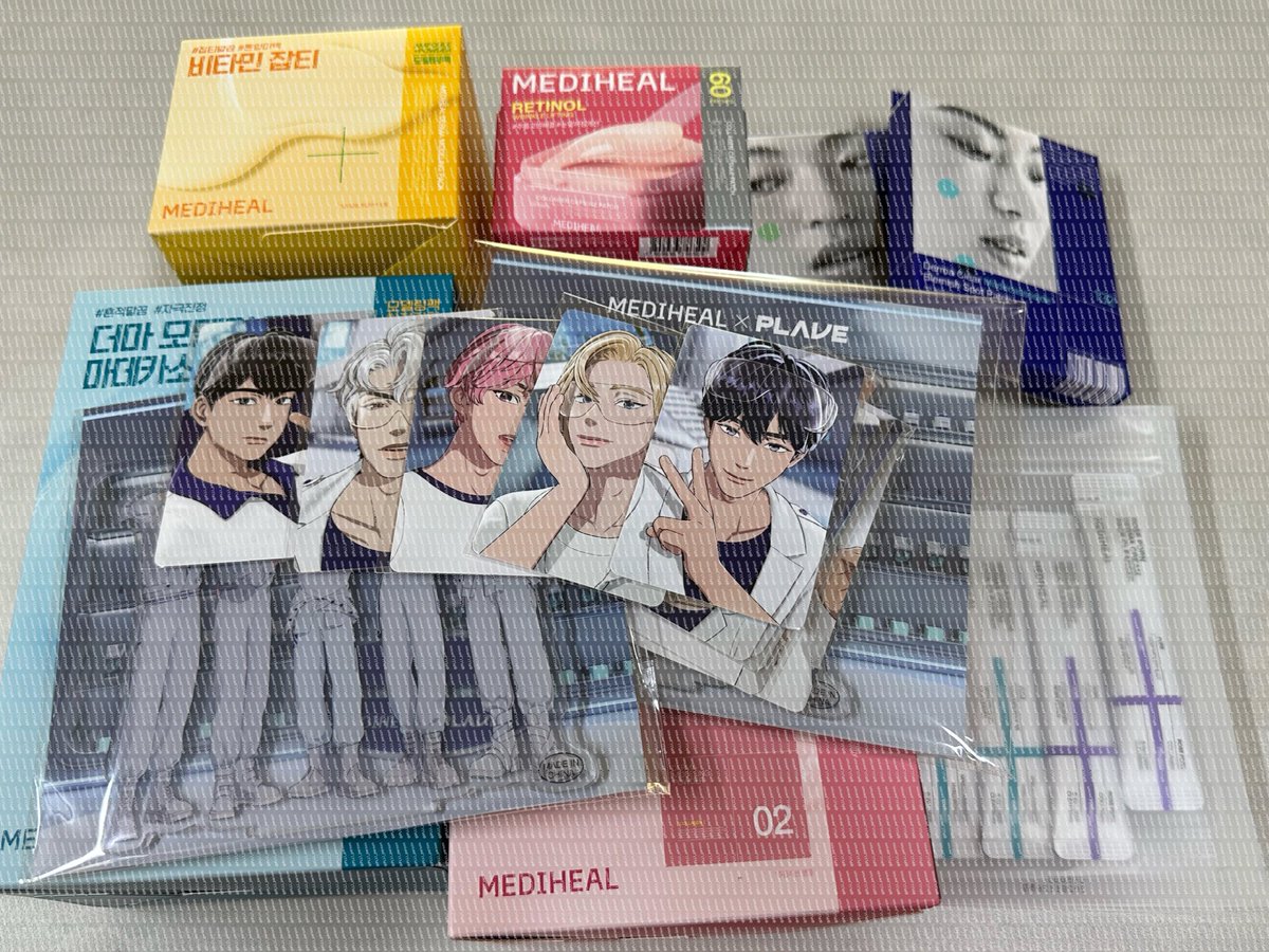 메디힐 진짜 센스🫶
2개 시켰는데 합배송 해서 보내줌
세럼이랑 패드는 전에 따로 시켜가지고
궁금했던거랑 없는 거 시켰음
3만원 이상 사면 주는 증정품도 줬내요ㅎㅎ