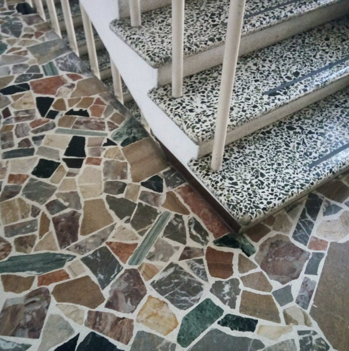 Archivo_ArtesVe's tweet image. En esta cuenta se venera el terrazzo caraqueño: