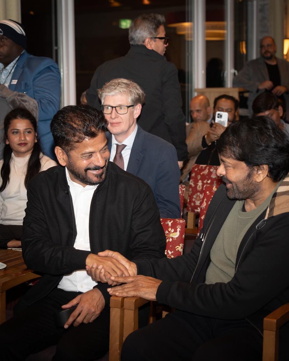 MEGASTAR <a href="/KChiruTweets/">Chiranjeevi Konidela</a> attended the World Economic Forum 2026 on the invitation of Telangana CM <a href="/revanth_anumula/">Revanth Reddy</a> !