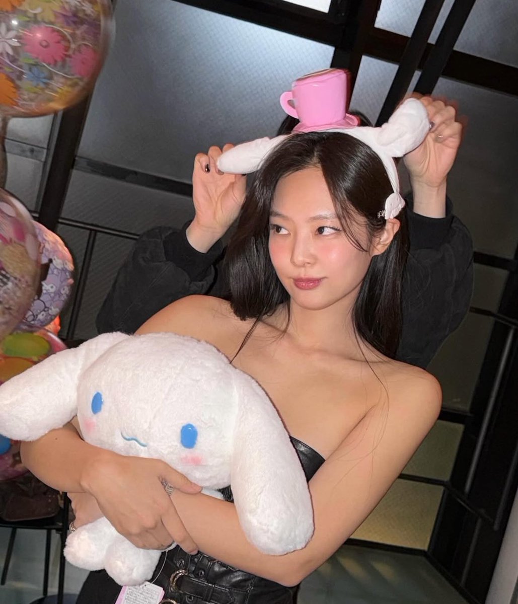 vousjay's tweet image. ทุกคนพร้อมรึยังสำหรับเจนนี่ในวัย30😭 แต่พี่คนสวยพร้อมเล่นกับใจแล้วแน่ๆ ชีเอาตาายแน่