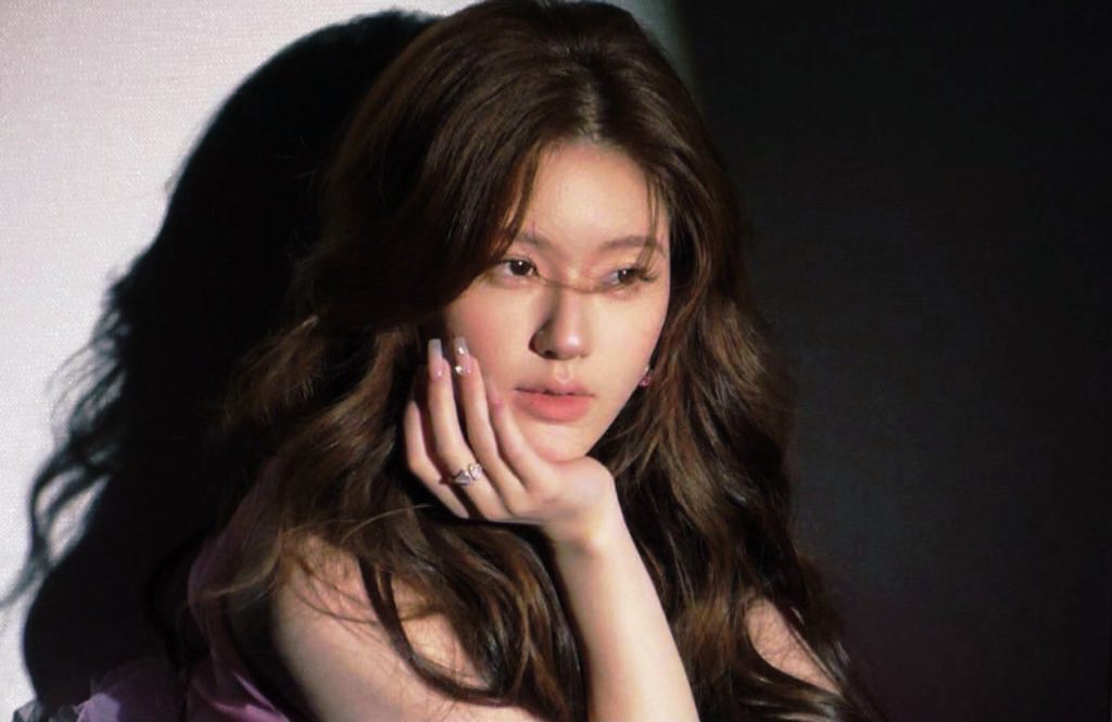 #ZhaoLusi will officially become an Agricultural Promotion Ambassador and Agricultural Ambassador Livestream:

She will collaborate with the Government, and promotion will also be carried out via official Sichuan Gov media channels.

Schedule:
• 21 Jan | 3pm: Teaser released
•