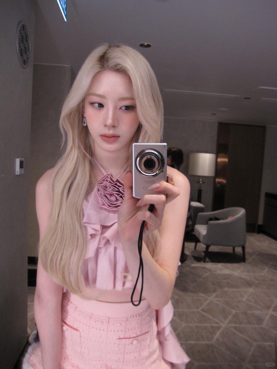 swithcafe's tweet image. princesseun xiaohongshu update
#SEEUN #세은