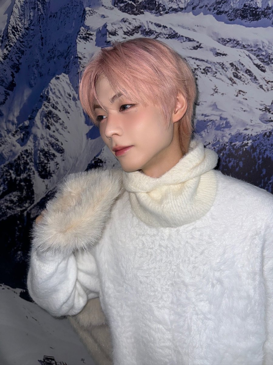 POW_grid's tweet image. [#HONG]
ICE HONG 🥶❄
#POW #파우 #홍 #ComeTrue #컴트루