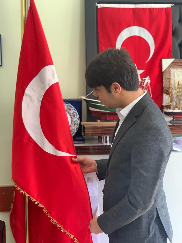 🇹🇷 “Bu bayrak; inancın, mücadelenin ve bağımsızlığın adıdır.”