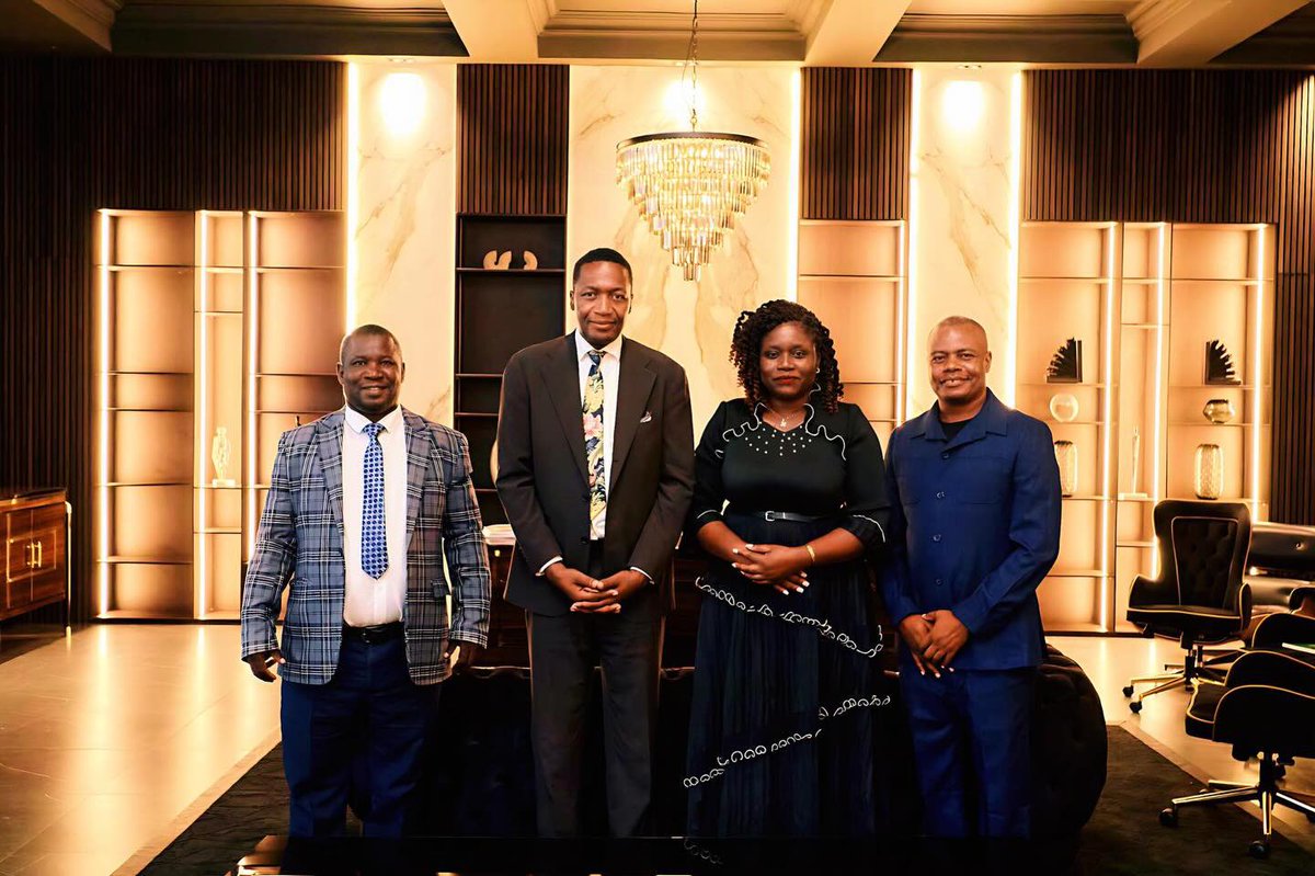 UebertAngel's tweet photo. Earlier today, I had the honor of meeting with the Mayor of Chitungwiza, Her Worship Rosaria Mangoma.The engagement focused on meaningful discussions around the city’s development agenda, the wide range of opportunities available to the people of Chitungwiza, and her demonstrated commitment to the city’s growth and well-being. I also acknowledge and appreciate her respect for my spiritual role and positioning.

The Mayor was accompanied by the Town Clerk,Jameson Nemuseso and a Councillor,Watmore Muchairi of ward 5 constituting a strong and well-informed leadership team with a clear understanding of the city’s vision, priorities, and future prospects.