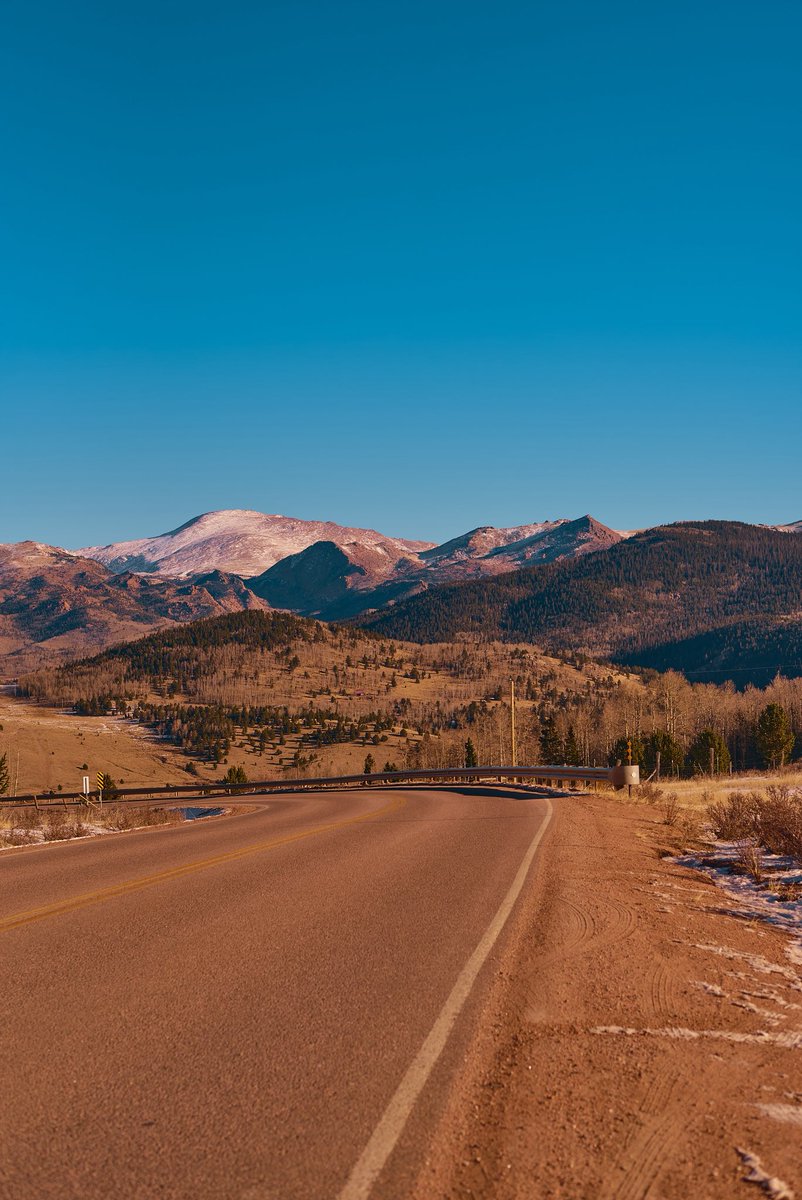 frenchfriesz8's tweet photo. Beautiful Colorado #PhotoOfTheDay #photography #nikon #nikonusa https://t.co/sHRBA1mKTl