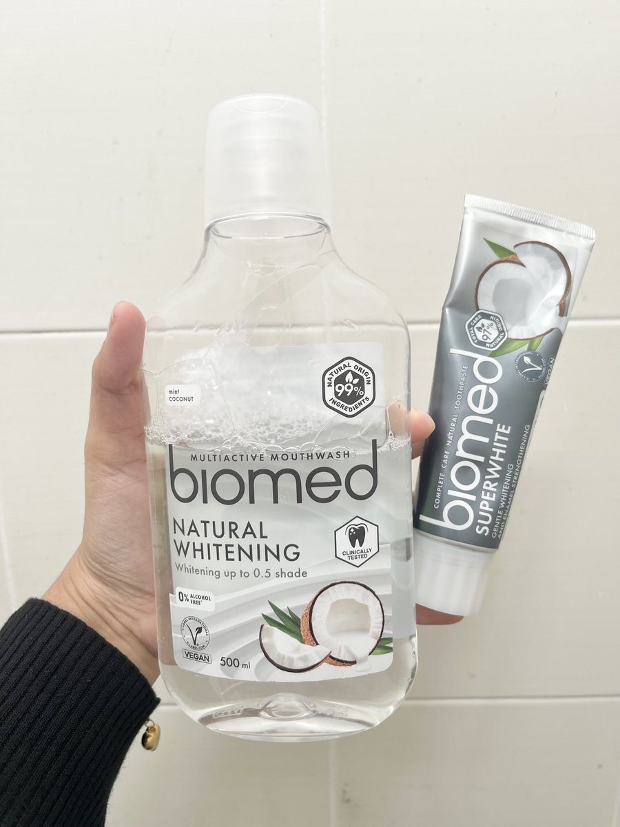 theothermimi_'s tweet photo. Nak lagi best pakai sekali dengan ubat gigi dia. Lagi power dari colgate optic white.

Coffee drinker, smoker please pakai dua2 ni. Kalau nak breath yang segar tapi tak suka rasa 'mint' yang terlalu kuat, this is for you ✨

➡️ ￼https://t.co/pSOmJXZUOe
➡️ https://t.co/iiLoJBuuTL https://t.co/hwmdVxrqGK
