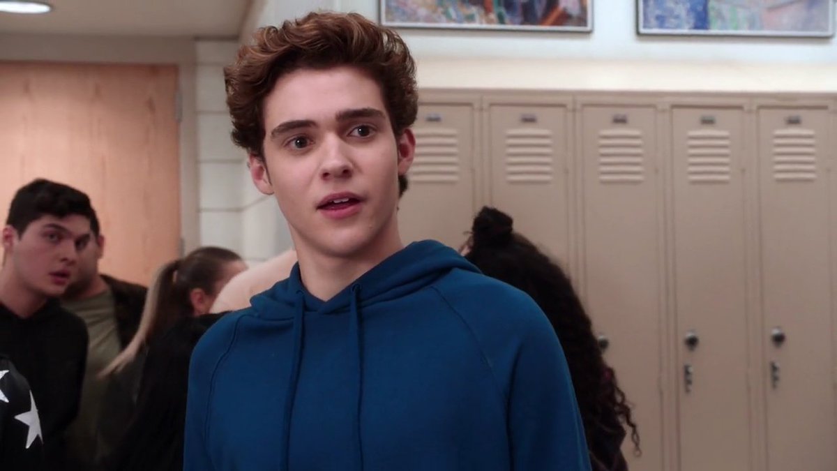 Ari Salazar (@arisalazer) on Twitter photo 