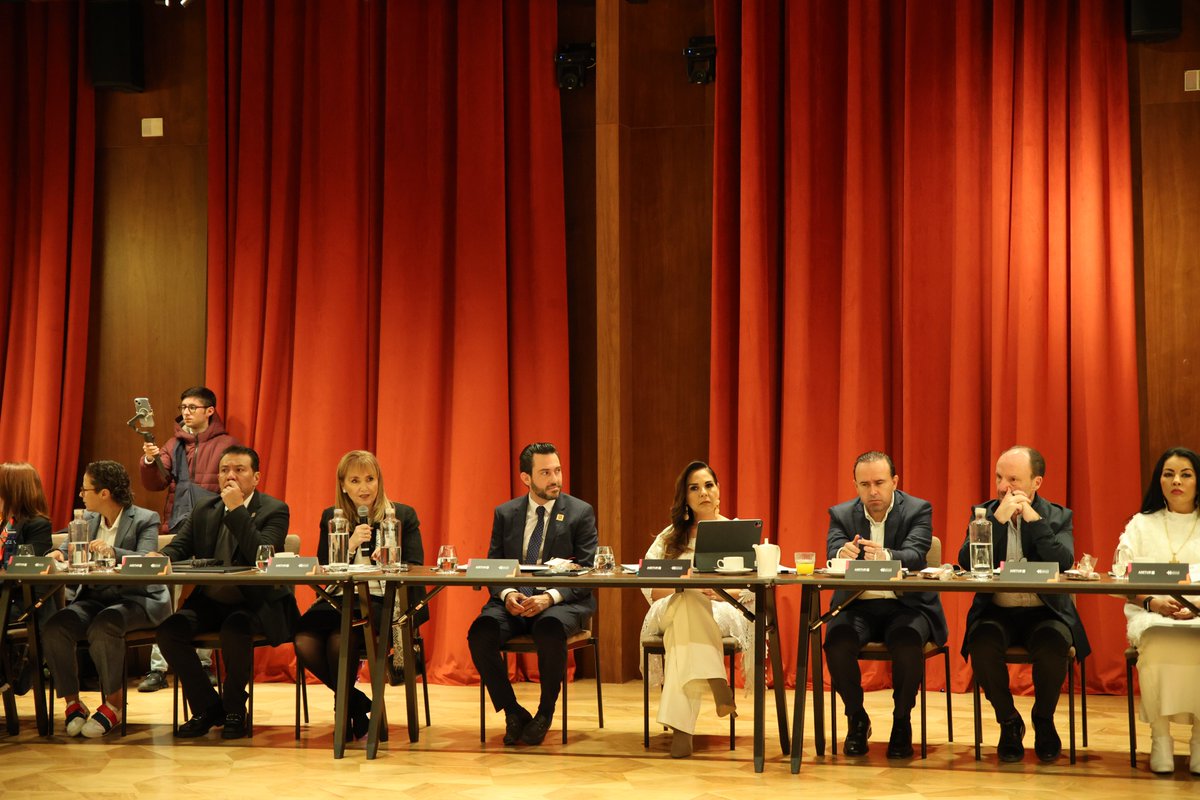 Informativo Travel tweet media