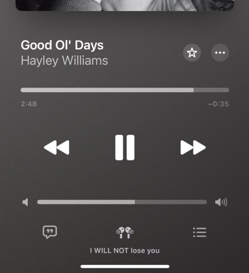 NMXXED's tweet image. Lily updated the name of her airpods because she lost them and then found them😭😭