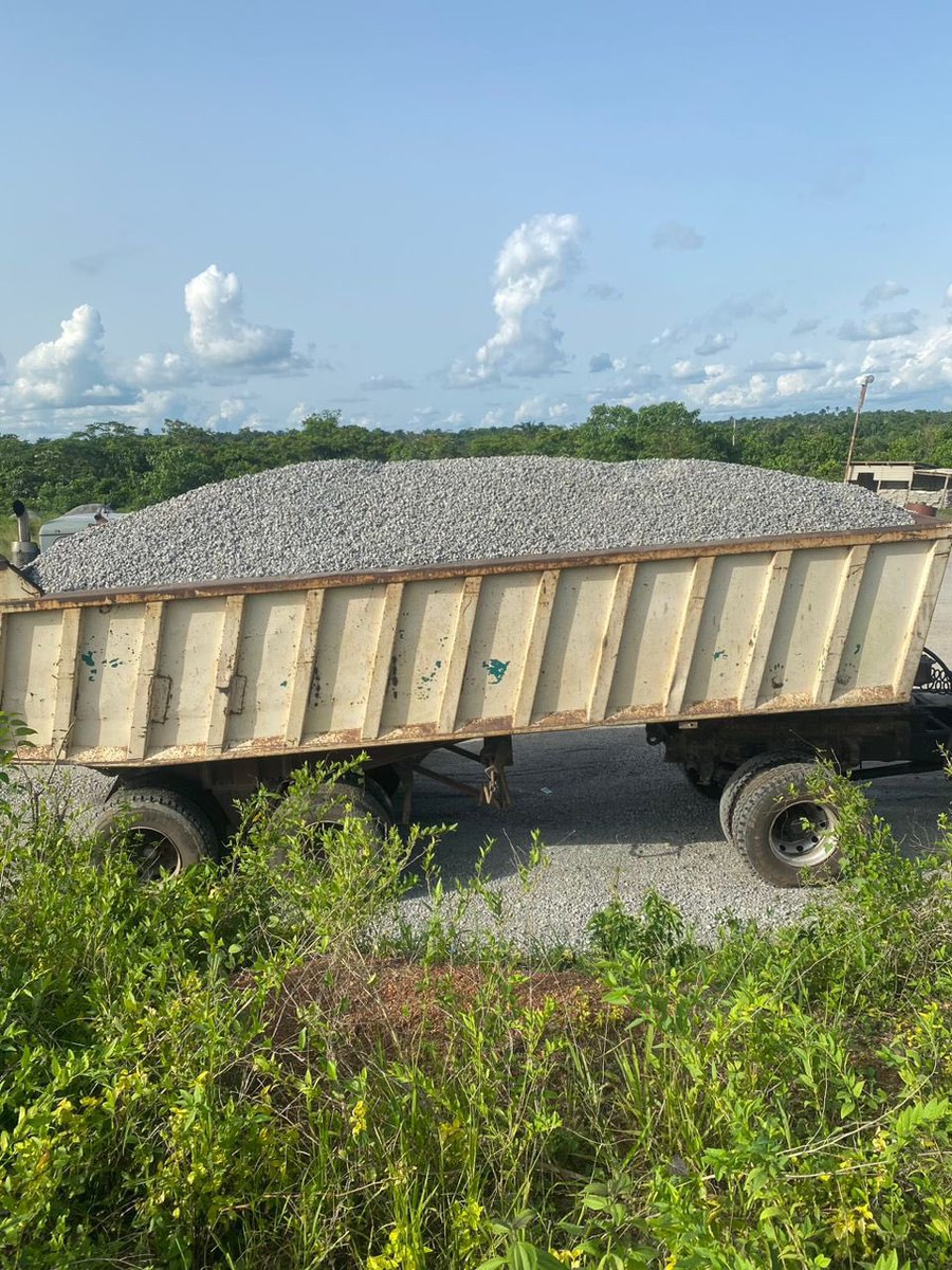 StephenObawe's tweet photo. @imran_services Him should come tell me how many tons is this… Shey he claim to be a granite supplier. https://t.co/iuqHB7Im4D