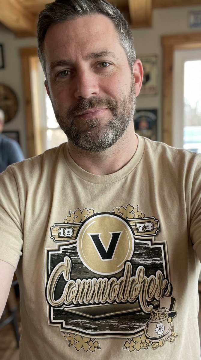 College Shirt Clubs by The Fan Stop tweet media