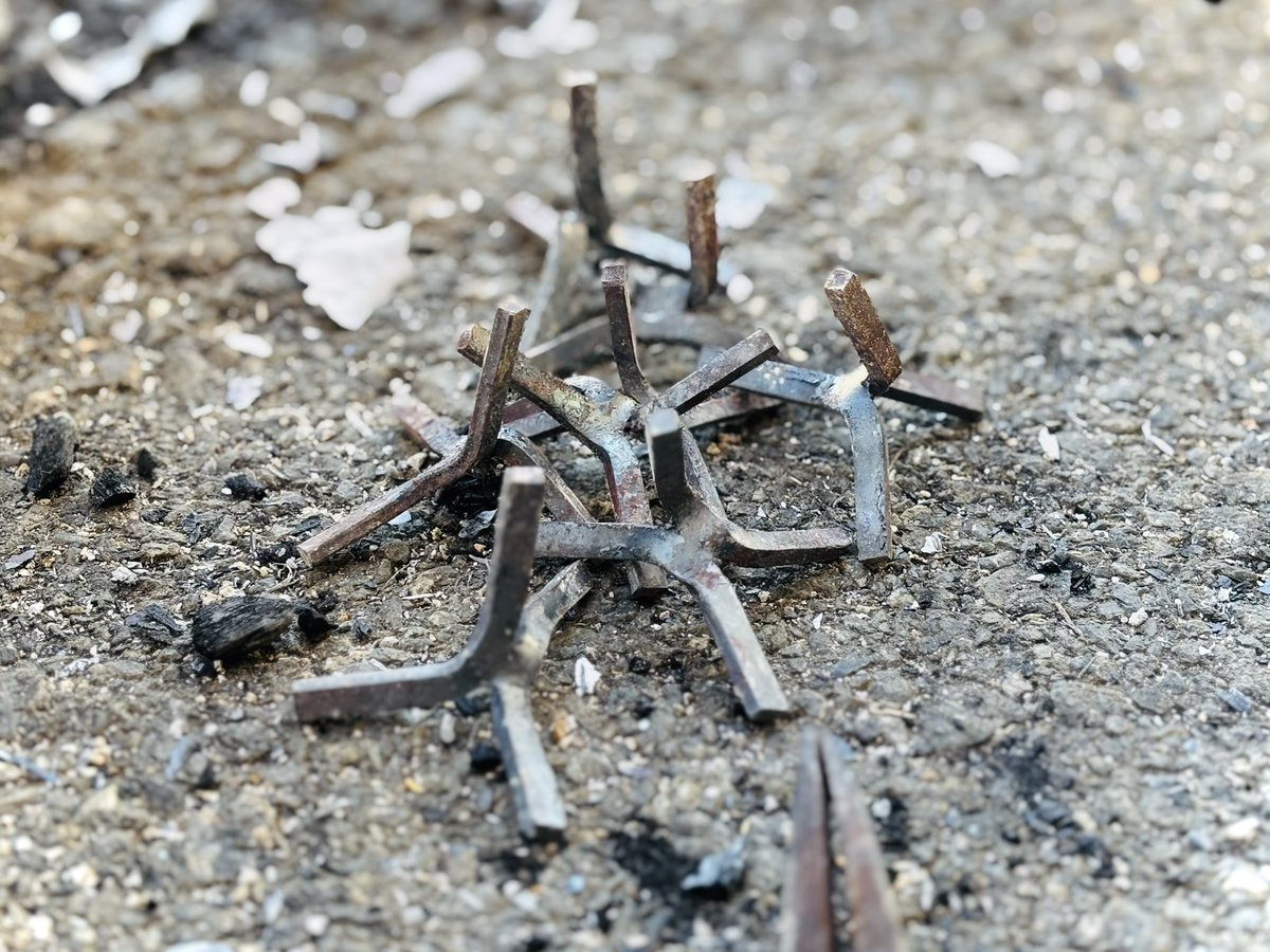 撒菱作ってます