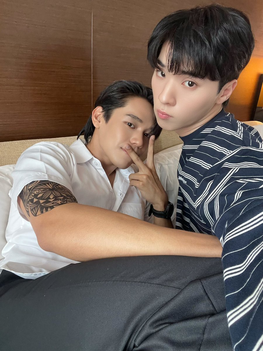 ☀️🌠  <a href="/oattrttt/">ดาวตกหุ่นยนต์แบตน้อย</a> 

4EVERU PART2 Q22
#FoureverYouP2Q22