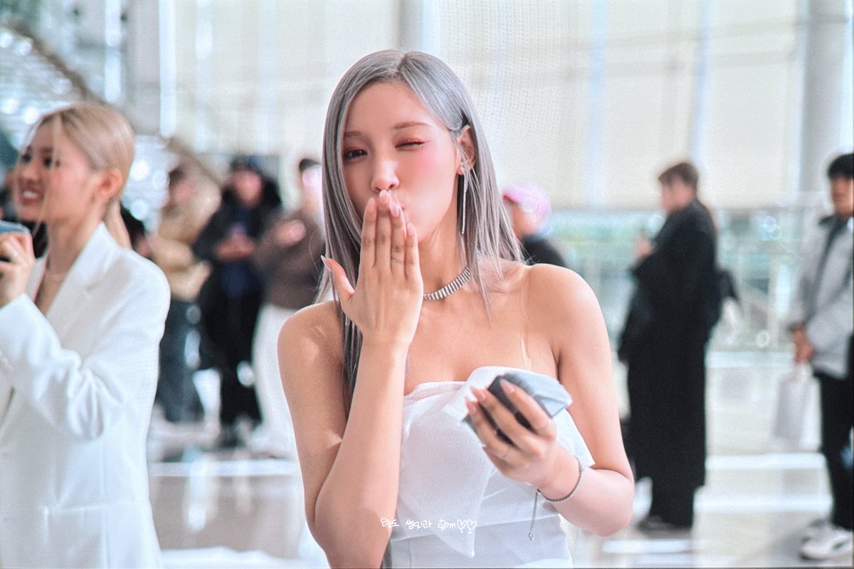 ๐ผ๐ก๐๐๐ค๐ค๐ก๐ธ tweet media