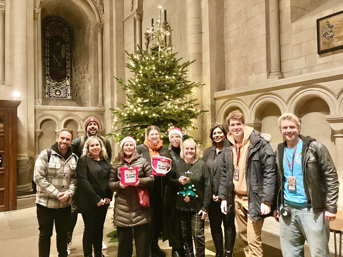missingpeople's tweet image. We would like to say a massive thank you our Ambassadors, G4, and all the volunteers who gave their time to collect donations for Missing People on G4's Christmas tour. 

The 2025 tour has raised over £25,000 for Missing People. This could pay for all of our frontline services…