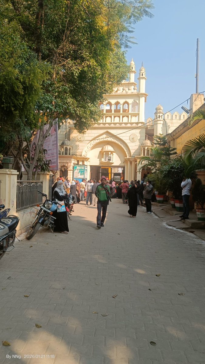 NadeemNaqviNNg's tweet image. In #Amroha many people have received notice for verification under #SIR. People were called at 9 AM but the concerned person was not available till 11 AM. 
When the whole family votes have been verified then how come one person from the family has to get his/her name verified?