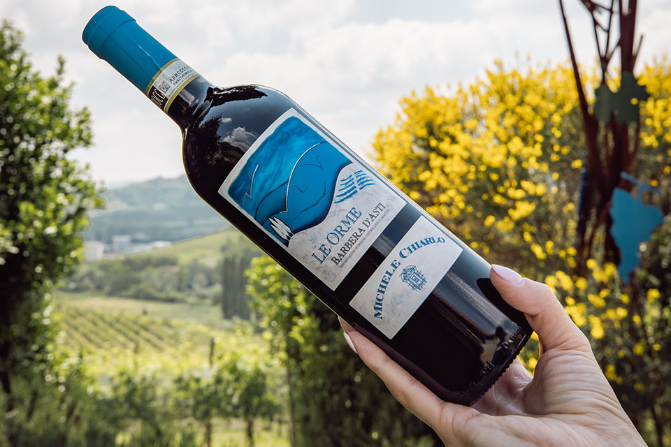 Bereilvino's tweet photo. Il Piemonte entra nella Top 10 Wine Values di Wine Spectator con la Barbera d’Asti Le Orme 2023
#Barbera #MicheleChiarlo #Monferrato #NizzaDOCG #NizzaDOCGRiserva #Piemonte #StefanoChiarlo #Territorio #TopWine #Vino #WineEnthusiast #WineSpectator #Wines
https://t.co/9Dk1S7e8qA https://t.co/czHbtm0VO0
