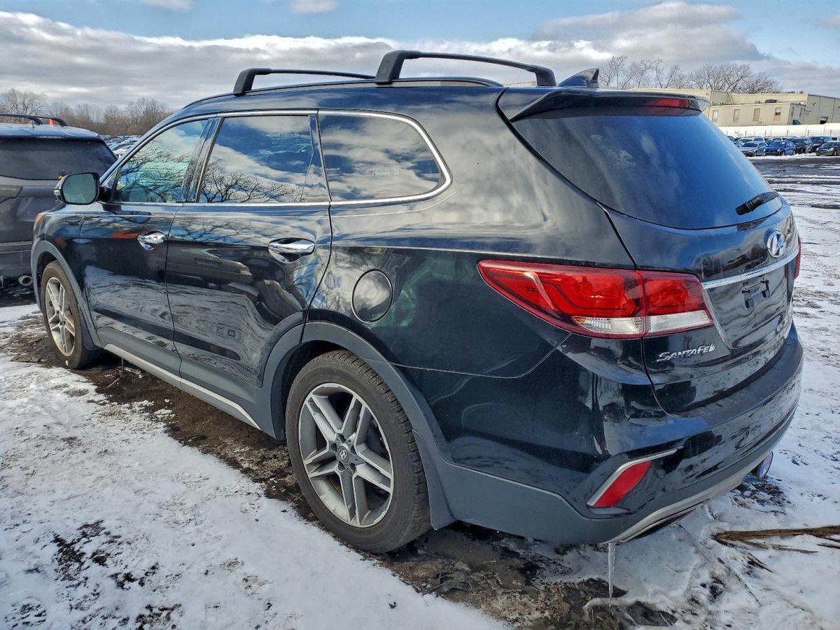 MinkailAutosLtd's tweet photo. 2017 Hyundai Santa Fe Limited Edition (Accident Free)
Store price: 25M
#SaveSomeMore Price: 20M
#Buynow Price: 19M.
Please call or send a DM immediately if interested. https://t.co/r4gyz7TOdW