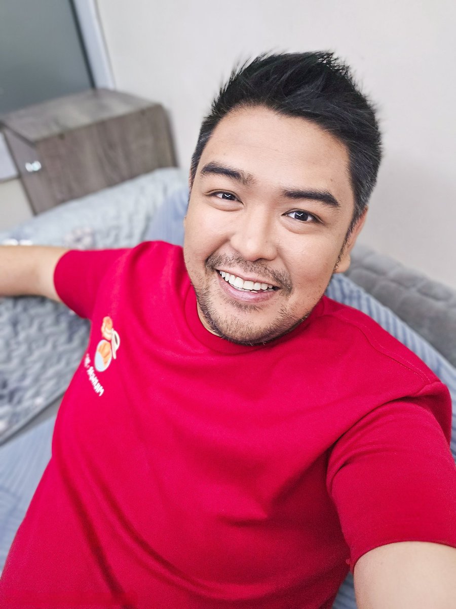 QC_ChubbyGuy's tweet image. Pampaumay sa lunch at meryenda nyo hehehe