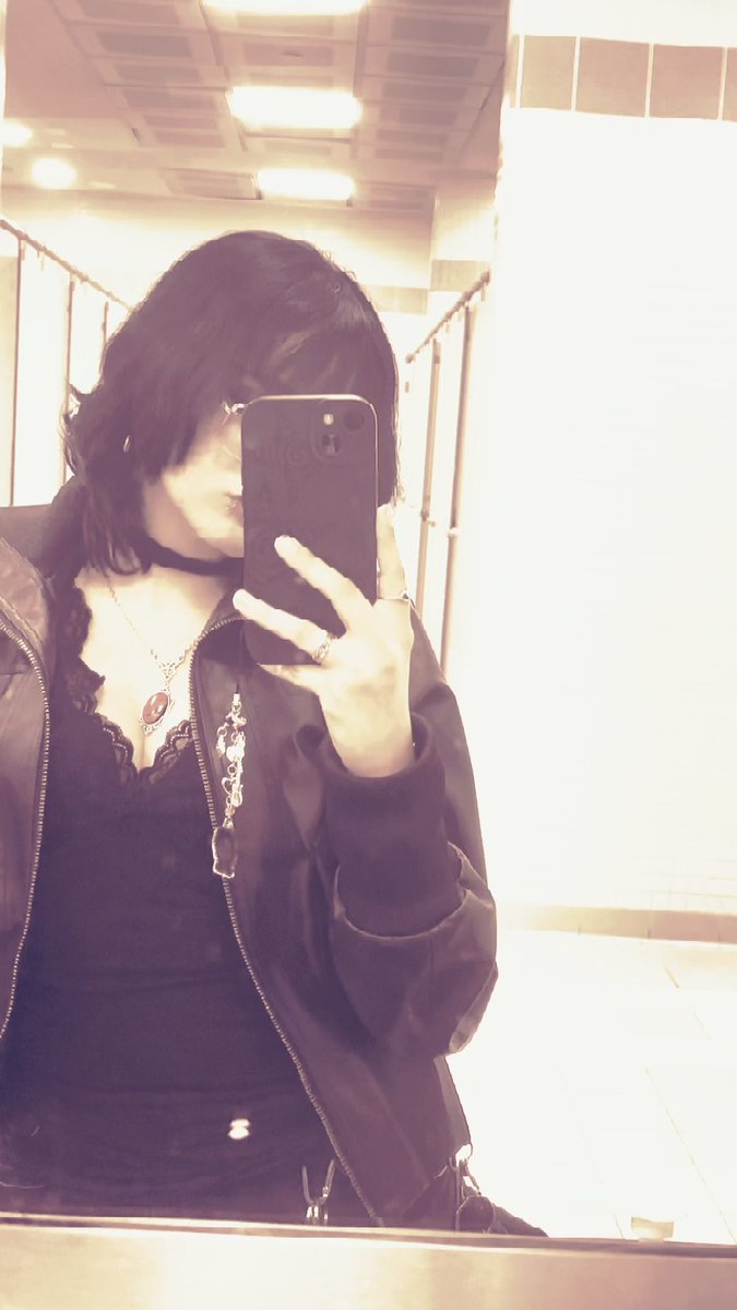 ashelllye's tweet image. OOTD?