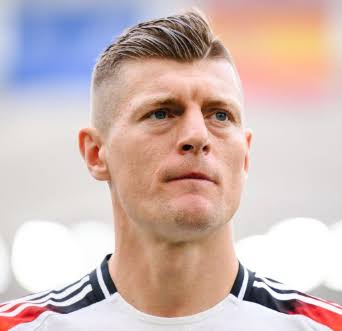 hairykirk's tweet image. Current Rodri or Prime Kroos ? 🤔