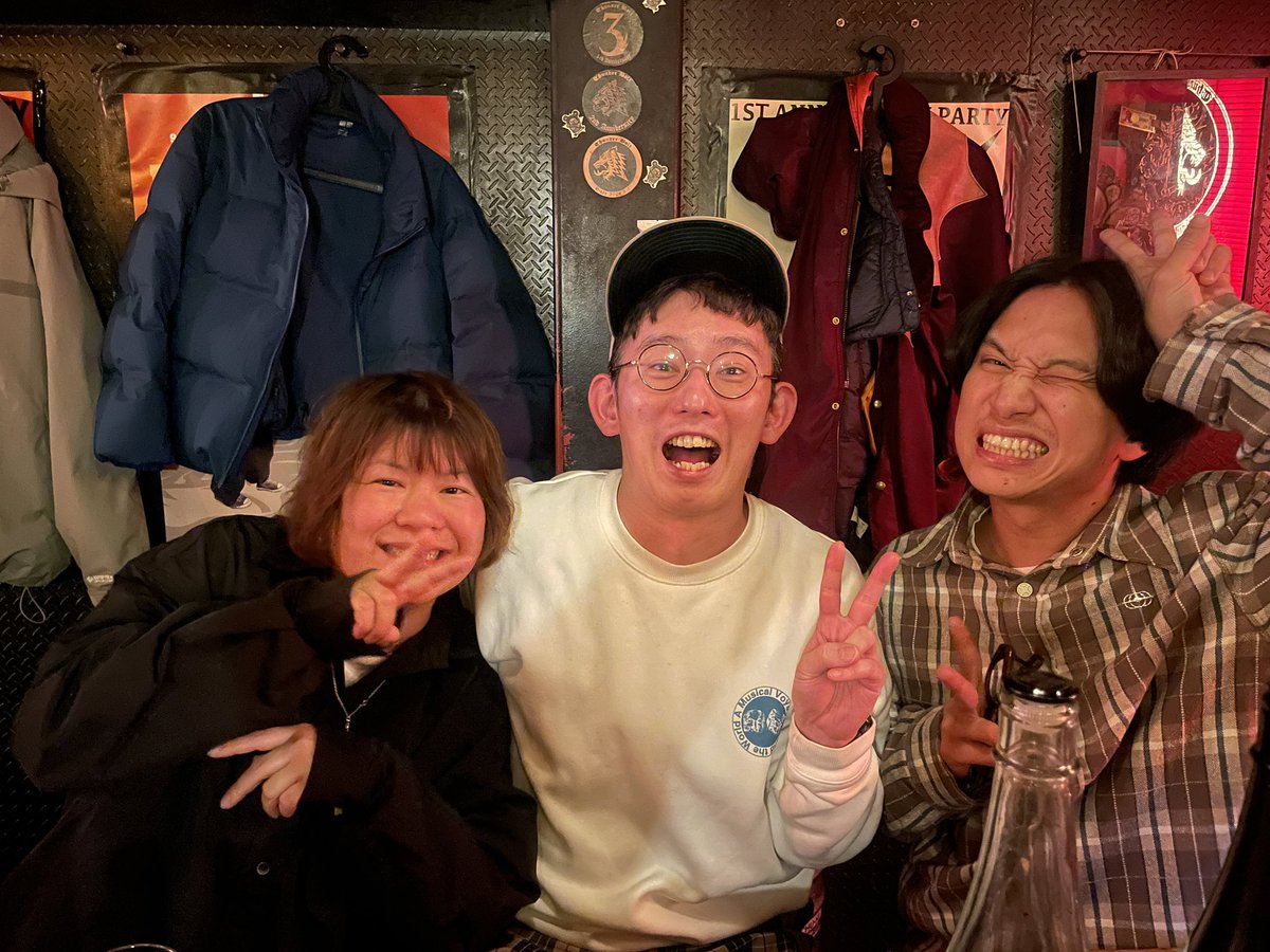 念願のはっとり君とスペシャのタジーと！
熱いお話をたくさんした。もっとはっとり君を好きになった。いいやつ、そしていいバンド。ニューアルバムも良いぞ。