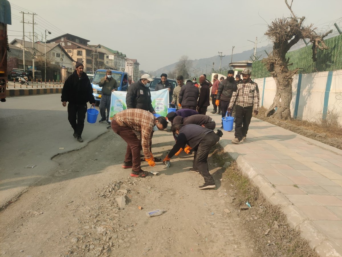 BadamibaghCanttBoard tweet media