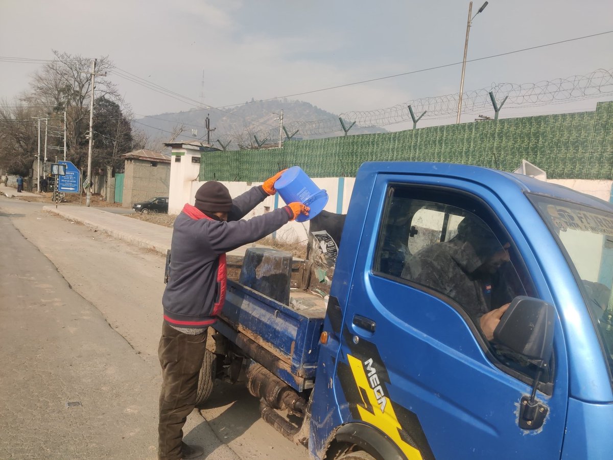 BadamibaghCanttBoard tweet media