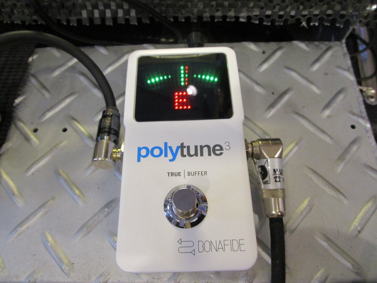 musicplant's tweet photo. 【つくば店】tc electronic / polytune3 中古にて入荷しました!!
視認性とチューニングの安定性に優れたフロアタイプのチューナー!!
#tcelectronic #polytune #チューナー https://t.co/AhqfHJDgn6
