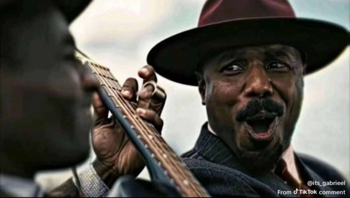 Good morning 🙏
May your hustle speak louder than your complaints today.