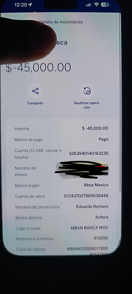 a mí esposo le robaron 100 mil pesos en dos depósitos uno a Bancomer y otro a azteca interceptando en el puente de Zumpango para agarrar la pista para Pachuca eran la durando negra el fusión blanco el charguer blanco el cabalier del año rojo y un BMW negro bajando y quitando